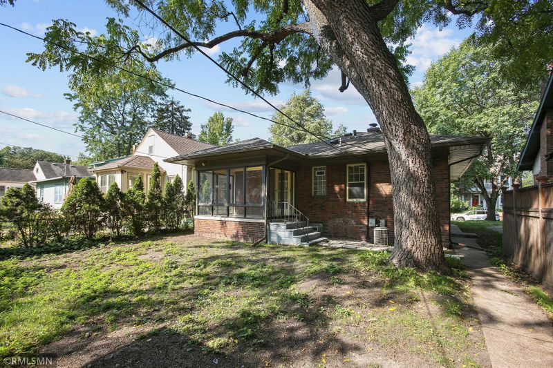4415 47th Ave S, Minneapolis, MN 55406