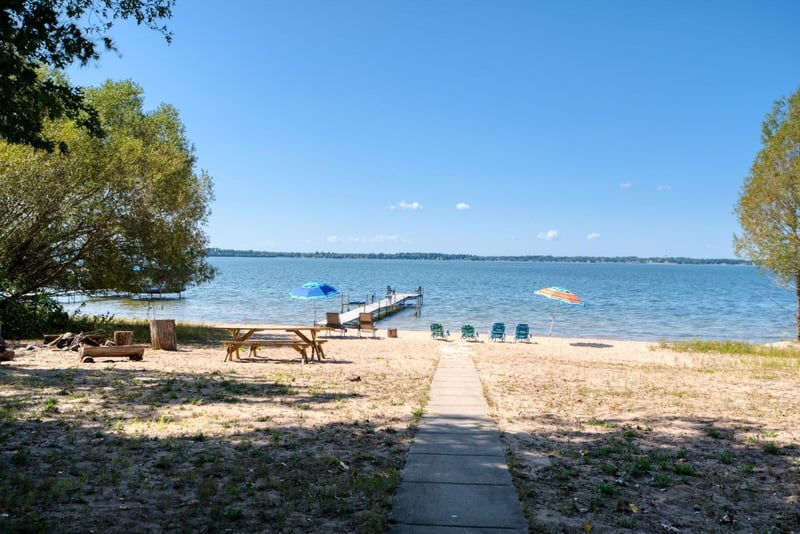 1331 E Lake Dr, Shell Lake, WI 54871