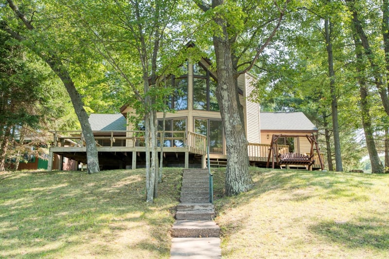 1331 E Lake Dr, Shell Lake, WI 54871