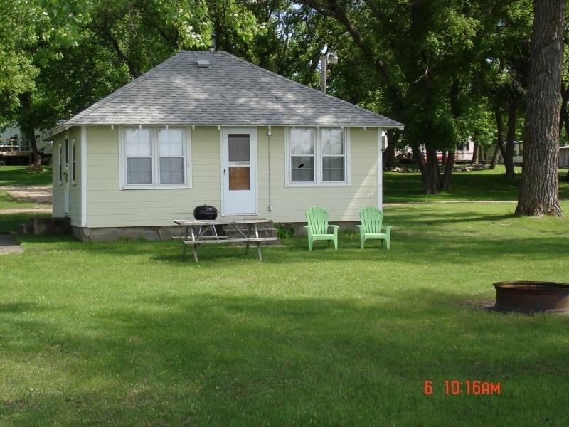 33533 Resort Trl, Underwood, MN 56586