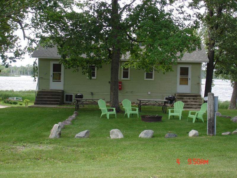 33533 Resort Trl, Underwood, MN 56586