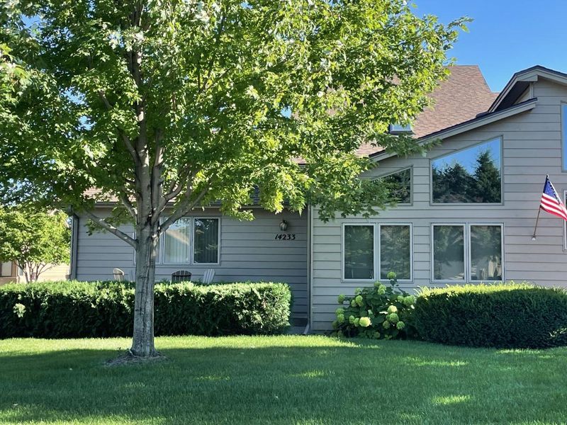 14233 Fairway Ln, Becker, MN 55308