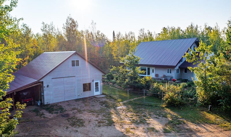 2020 Scott Rd, Babbitt, MN 55706