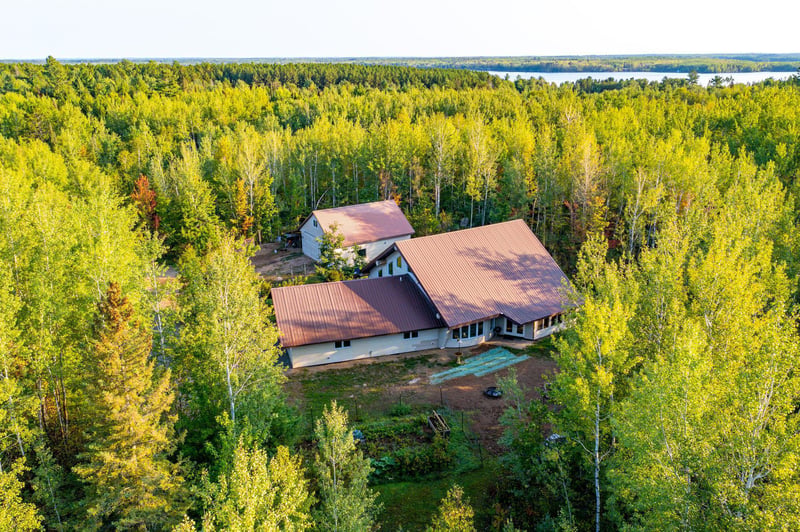 2020 Scott Rd, Babbitt, MN 55706