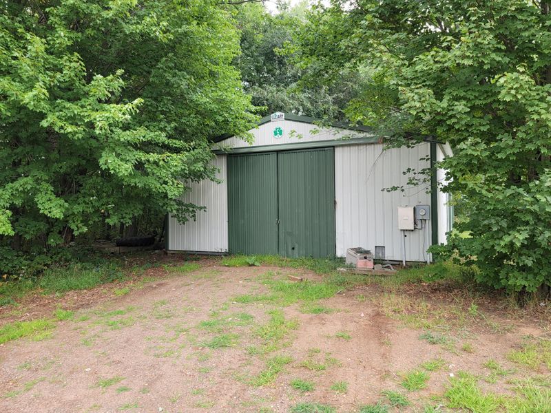 2313 Rolling Green Rd, Spooner, WI 54801