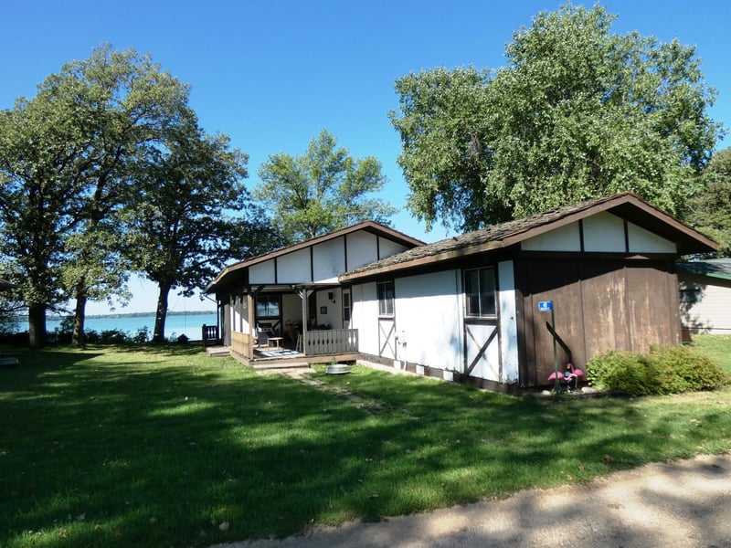 40 Blue Stem Rd, Tracy, MN 56175