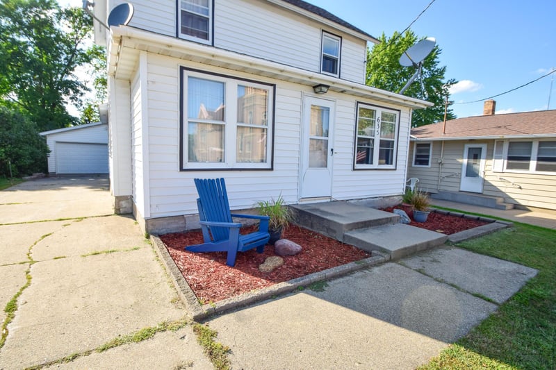 635 Main St, New Munich, MN 56356
