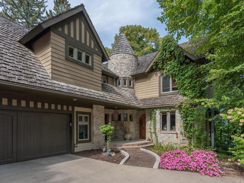736 Old Beach Ln, Waconia, MN 55387