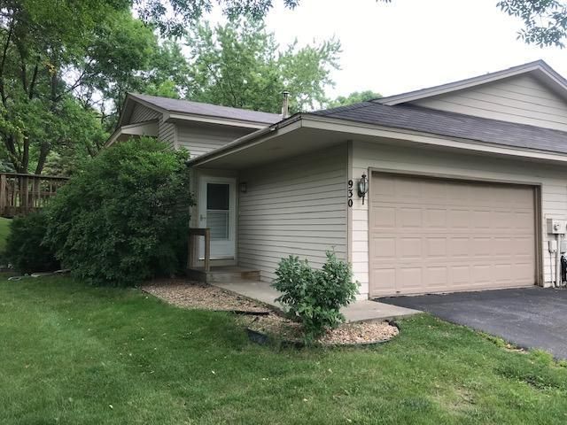 930 Pontiac Ln, Chanhassen, MN 55317