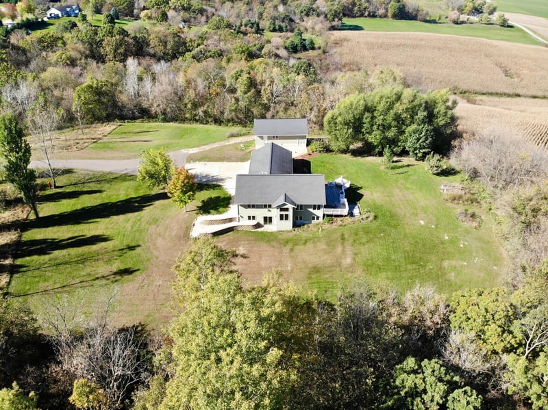 W23530 American Heights Ln, Arcadia, WI 54612
