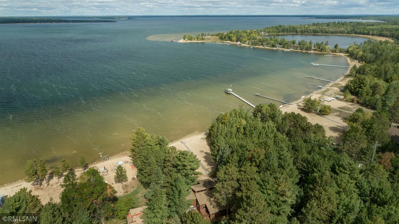 10478 Pine Rd, Nisswa, MN 56468