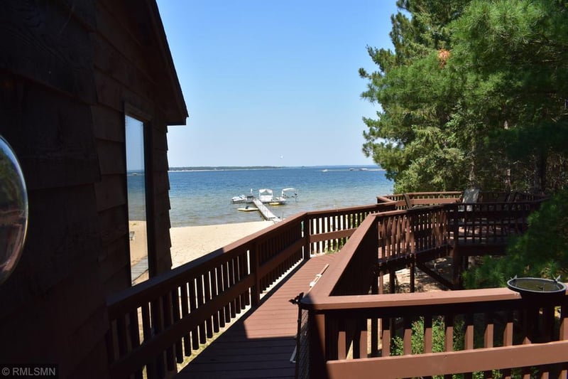 10478 Pine Rd, Nisswa, MN 56468
