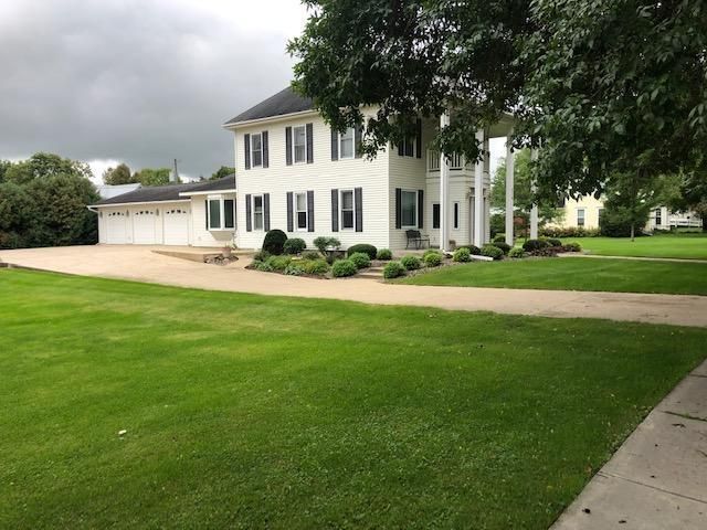 216 Gold St S, Wykoff, MN 55990
