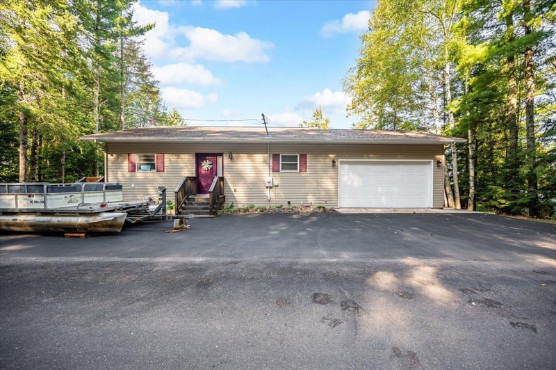 11143 S Engstad Rd, Solon Springs, WI 54873