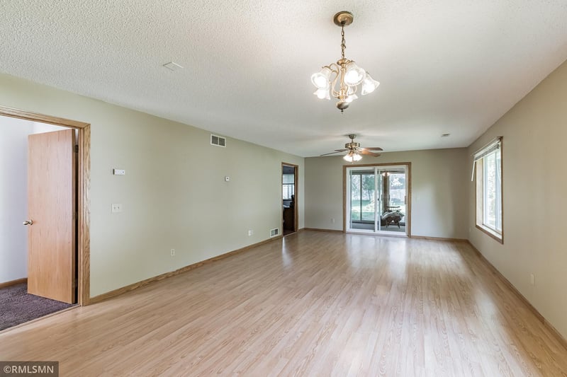30232 Regal Ave, Shafer, MN 55074