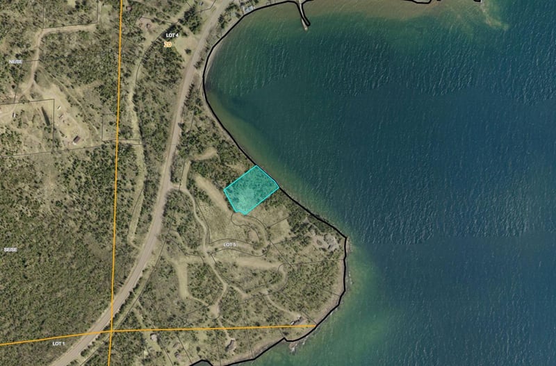 28 E Chimney Rock, Hovland, MN 55606