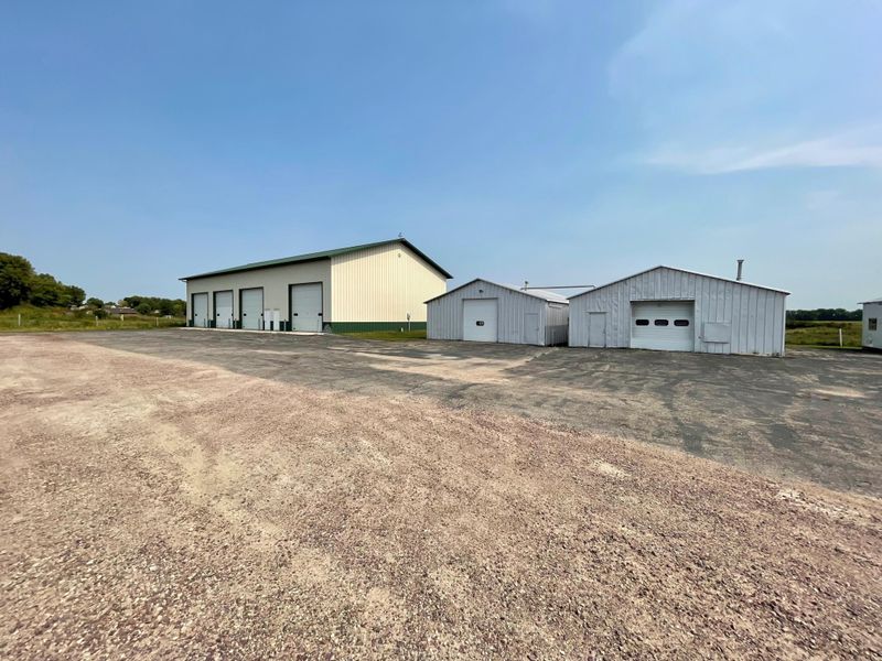 975 Gateway Dr E, Worthington, MN 56187