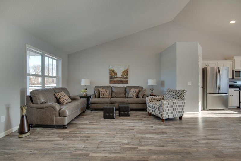 8804 Farmstead Ave, Monticello, MN 55376