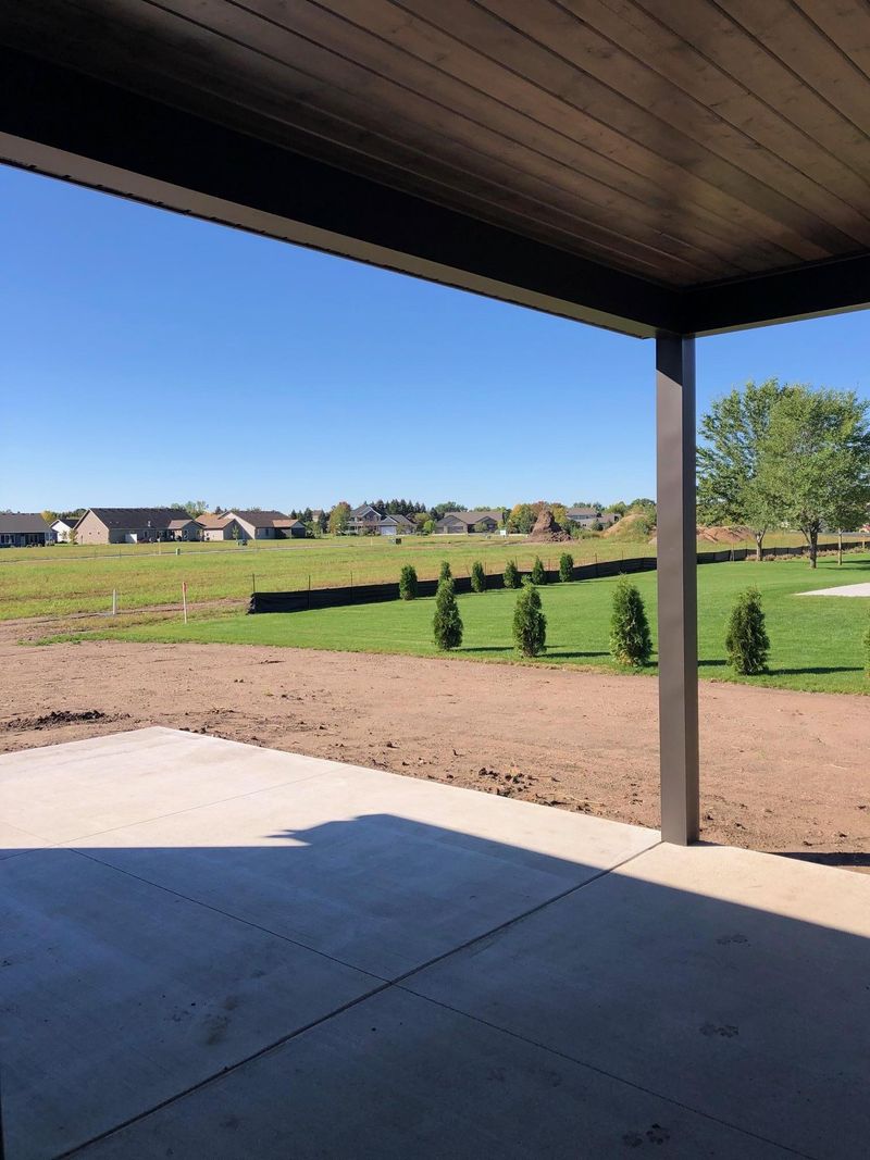5710 Glenview Ln, Saint Cloud, MN 56303