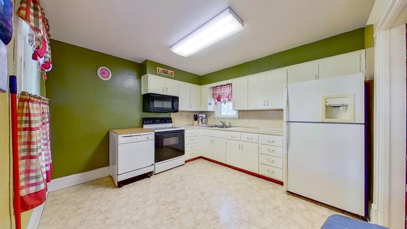 309 3rd St, Fountain, MN 55935