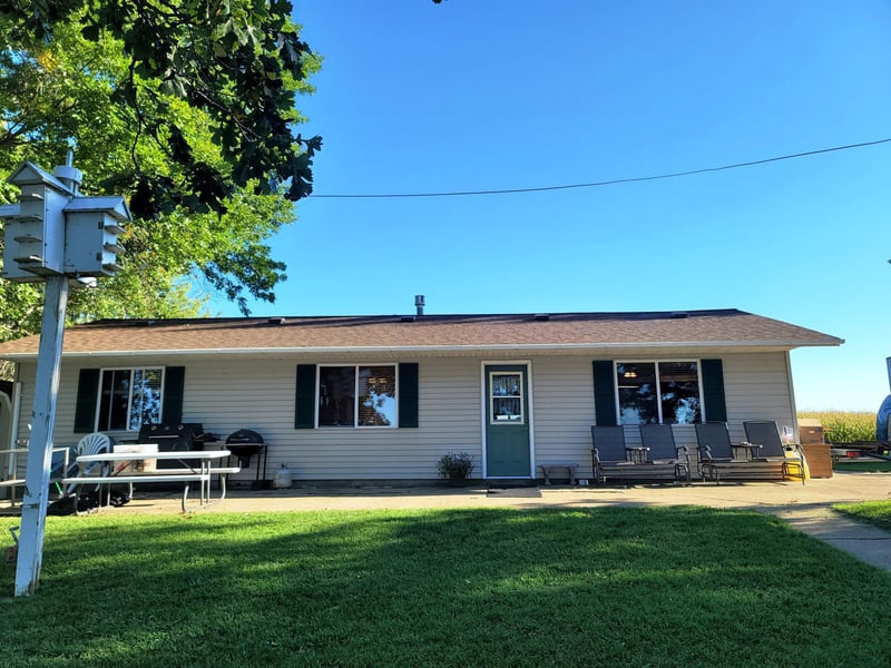 68 Shady Rest Rd, Garvin, MN 56132