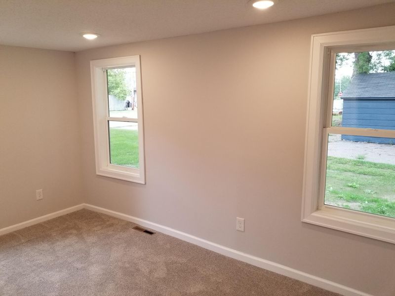 26412 Fenwick Ave, Wyoming, MN 55092