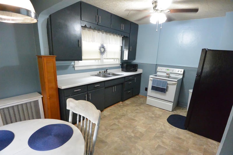 5755 Mountain Ave, Mountain Iron, MN 55768