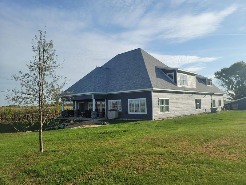 20687 County Road 33, Altura, MN 55910