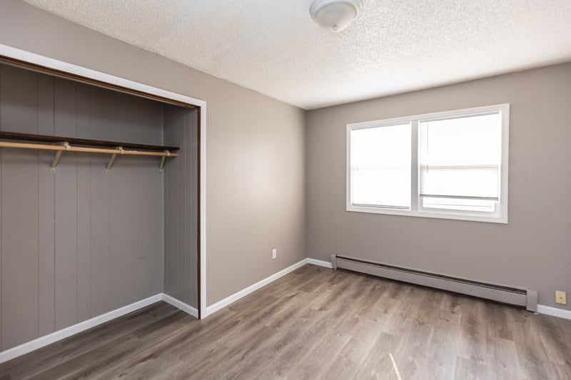 4032 Van Buren St NE, Columbia Heights, MN 55421