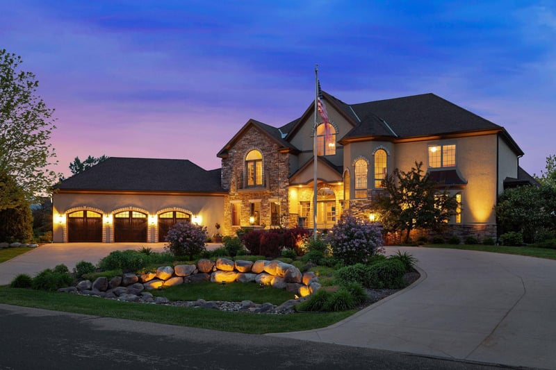 200 Calamus Cir, Medina, MN 55340