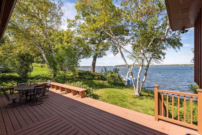 25480 Birch Bluff Rd, Excelsior, MN 55331