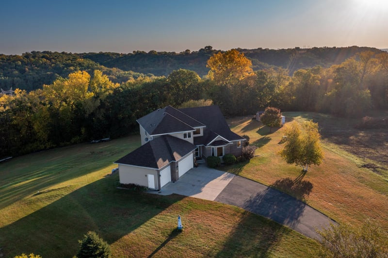 124 Westwood St N, Welch, MN 55089