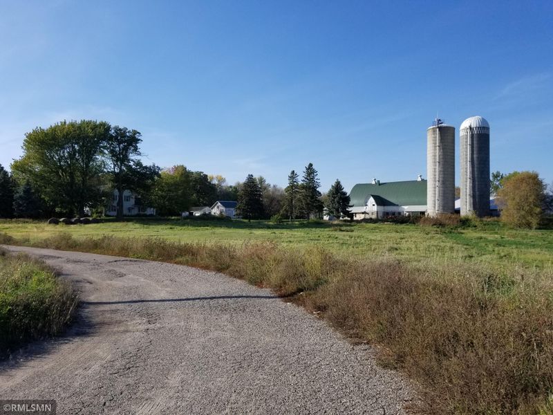 3068 Us Highway 212, Plato, MN 55370