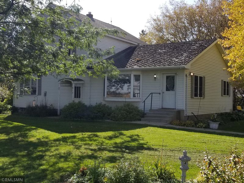 3068 Us Highway 212, Plato, MN 55370