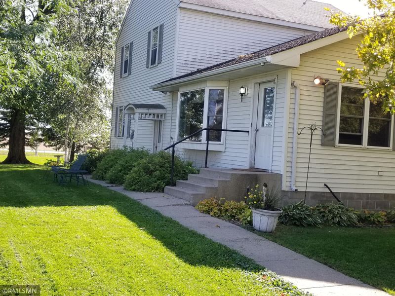 3068 Us Highway 212, Plato, MN 55370
