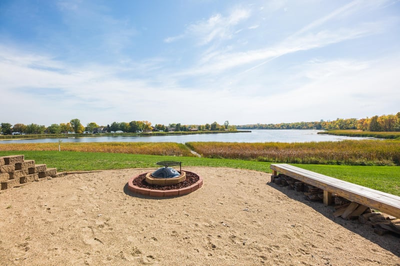 4813 W Mill Lake Rd SW, Farwell, MN 56327