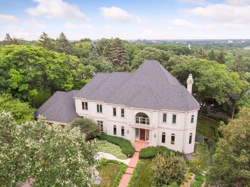 5012 Nob Hill Dr, Edina, MN 55439
