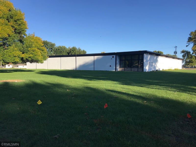 700 Rogers Dr, Montgomery, MN 56069