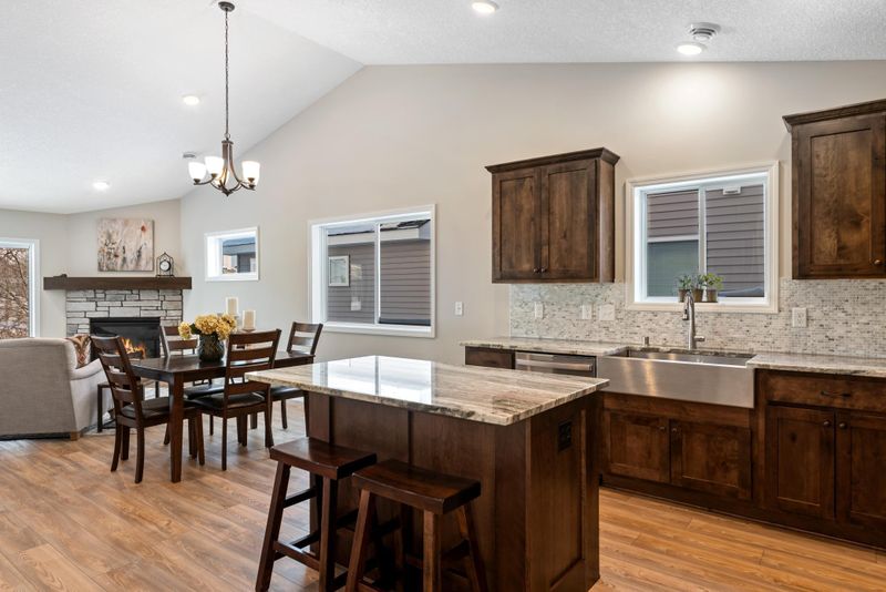 389 Karen Ln, Big Lake, MN 55309