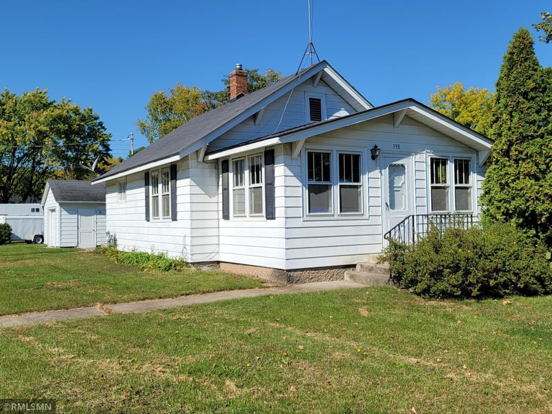 398 Maine St S, Bayport, MN 55003