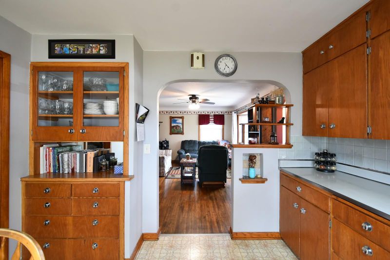 111 S 4th St, Goodhue, MN 55027
