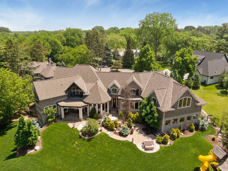 5 Spur Rd, Edina, MN 55436