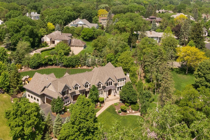 5 Spur Rd, Edina, MN 55436
