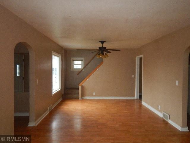 12 1st Ave NE, Plato, MN 55370