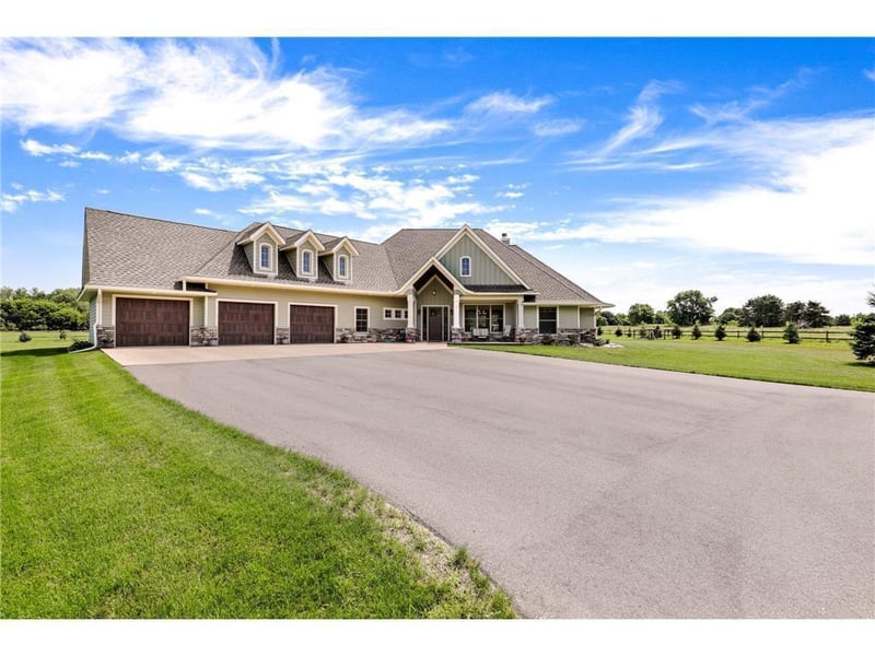 14549 Furman St NE, Columbus, MN 55025