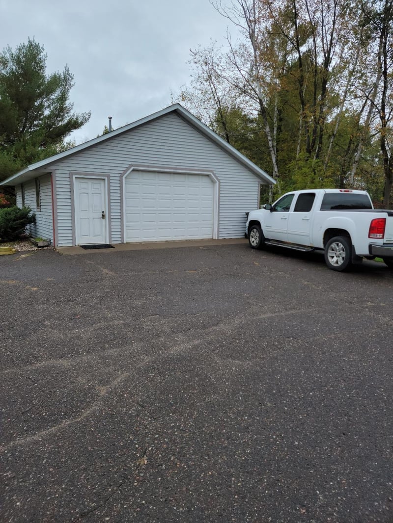 719 10th Ave, Clear Lake, WI 54005