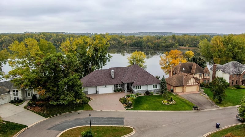 1505 Keller Lake Rd, Burnsville, MN 55306