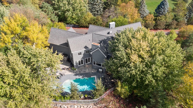 1450 W Farm Rd, Chaska, MN 55318