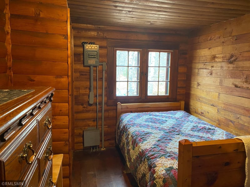 5209 Klinker Rd, Finland, MN 55603