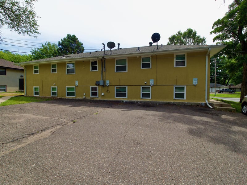 4204 Lake Breeze Ave, Brooklyn Center, MN 55429